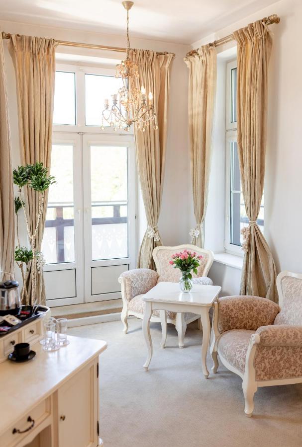 Hotel Szrenicowy Dwor شكلارسكا بوريبا المظهر الخارجي الصورة