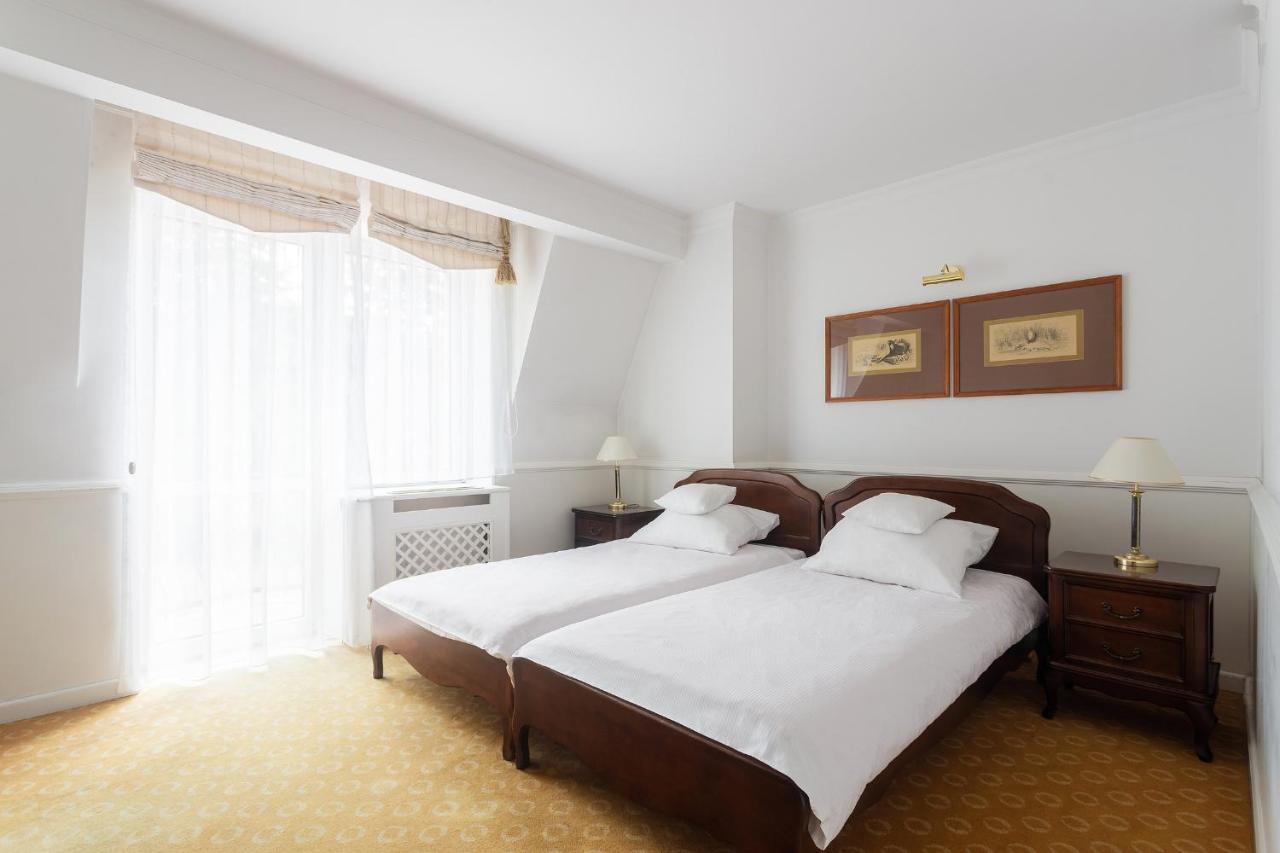 Hotel Szrenicowy Dwor شكلارسكا بوريبا المظهر الخارجي الصورة